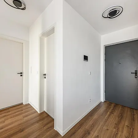 Apartament Zenit Nairobi With Ac Free Parking In Garage *
